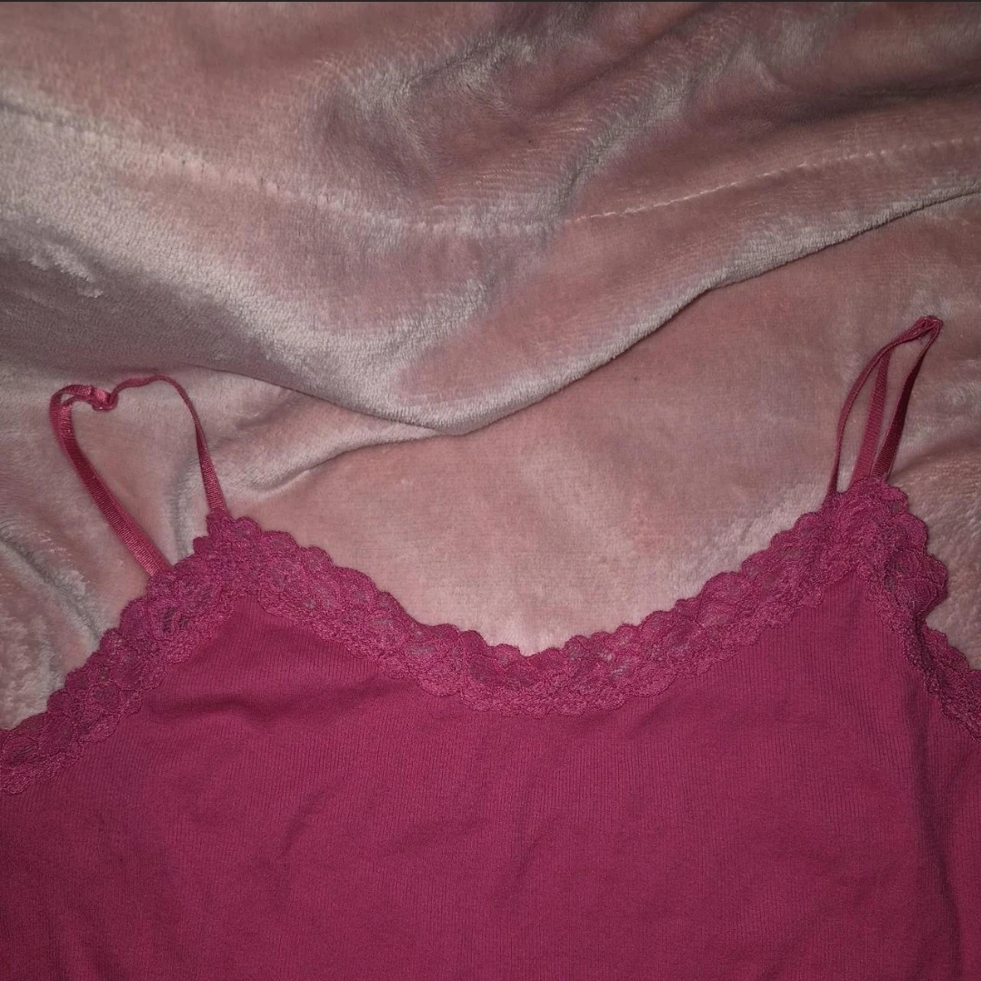 Gap Pink Lace Trim Camisole Top - photo 2