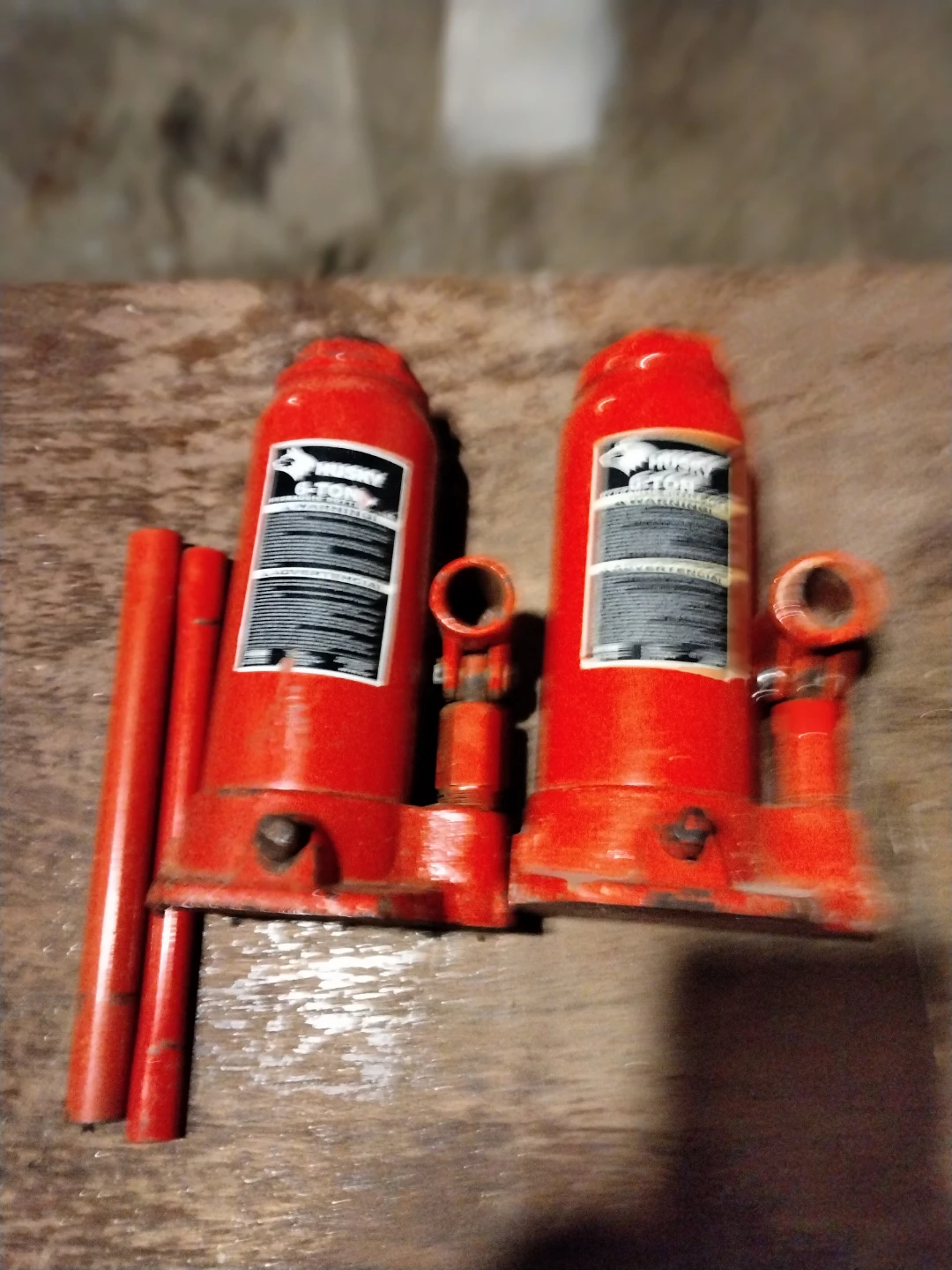 Husky 6-Ton Hydraulic Bottle Jacks (Pair) - photo 4