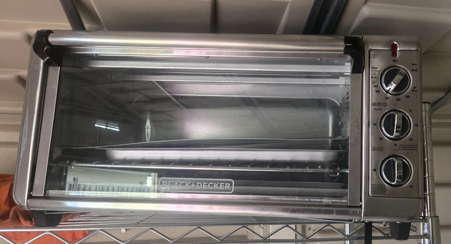 BLACK+DECKER Toaster Oven FREE DELIVERY - photo 2