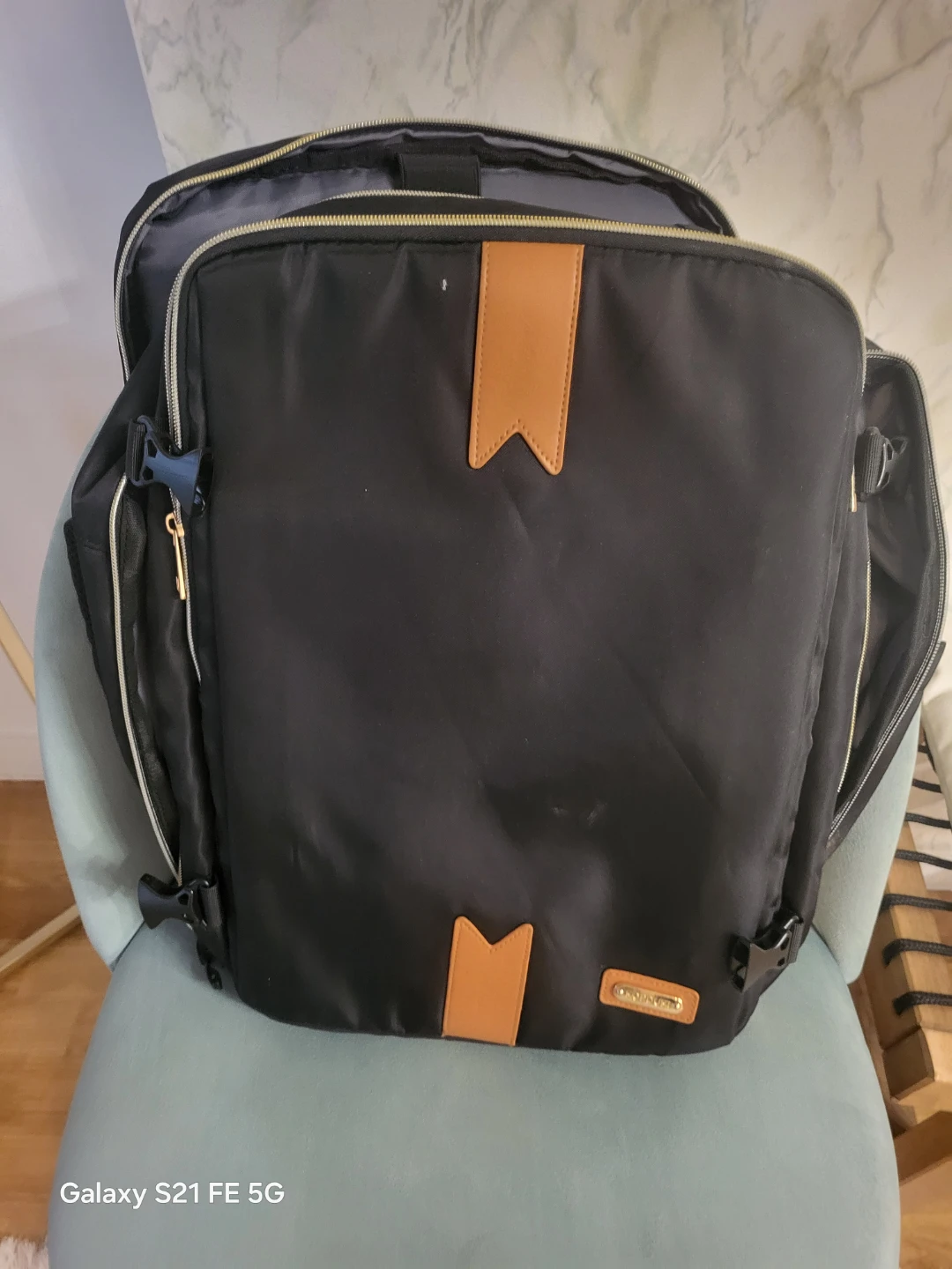 Black Backpack with USB Charging Port - photo 4
