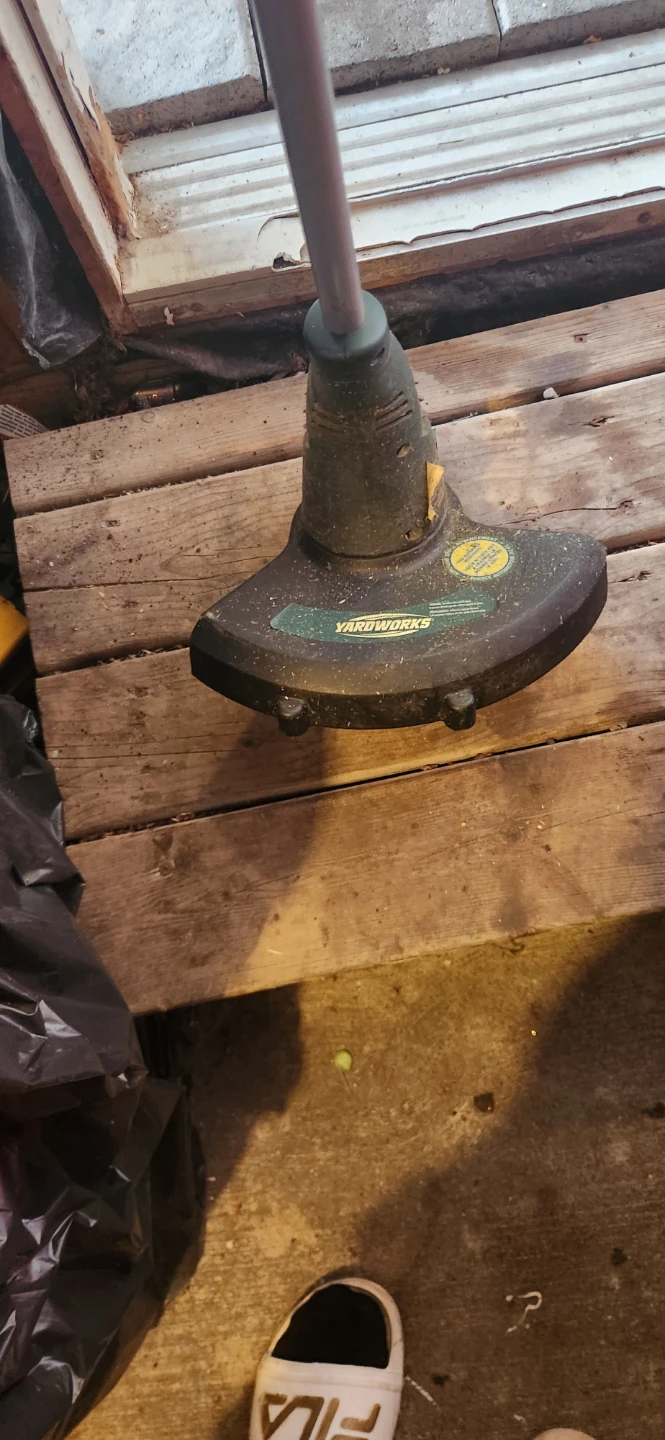 Yardworks corded grass trimmer