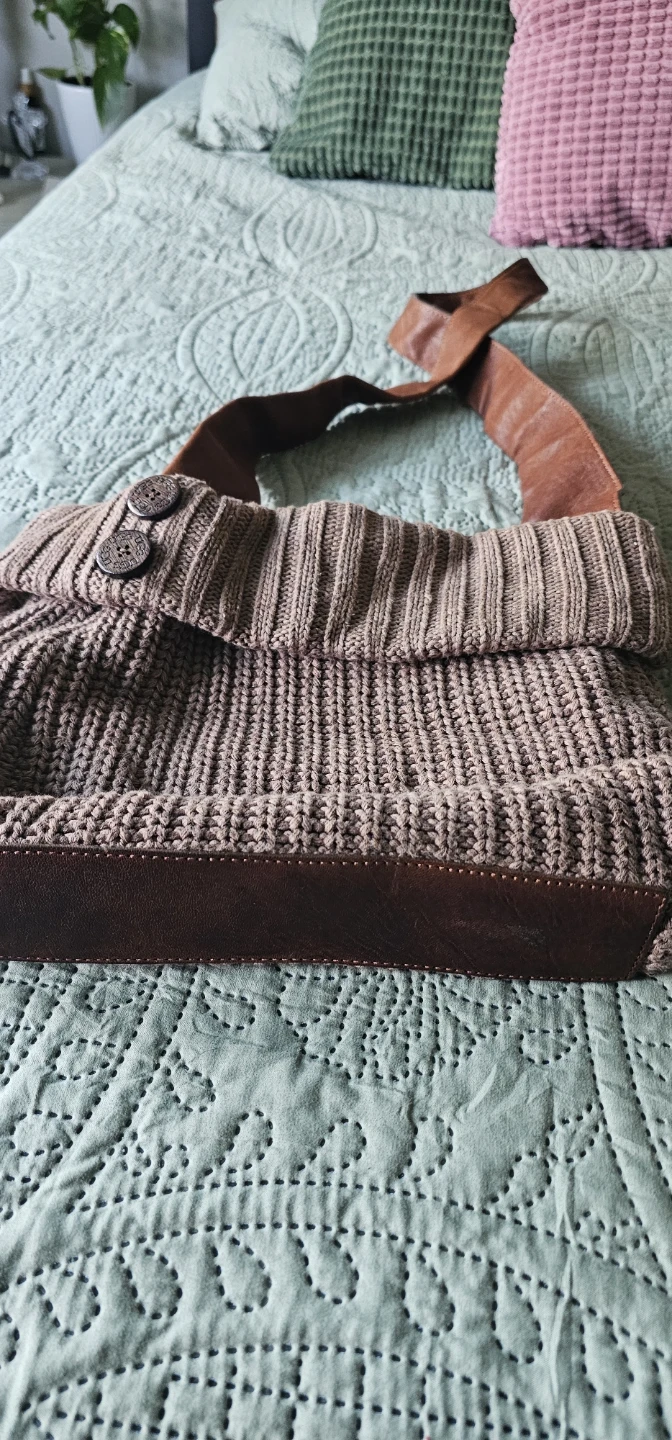 Ugg Australia shoulderbag sweater & Leather . - photo 3