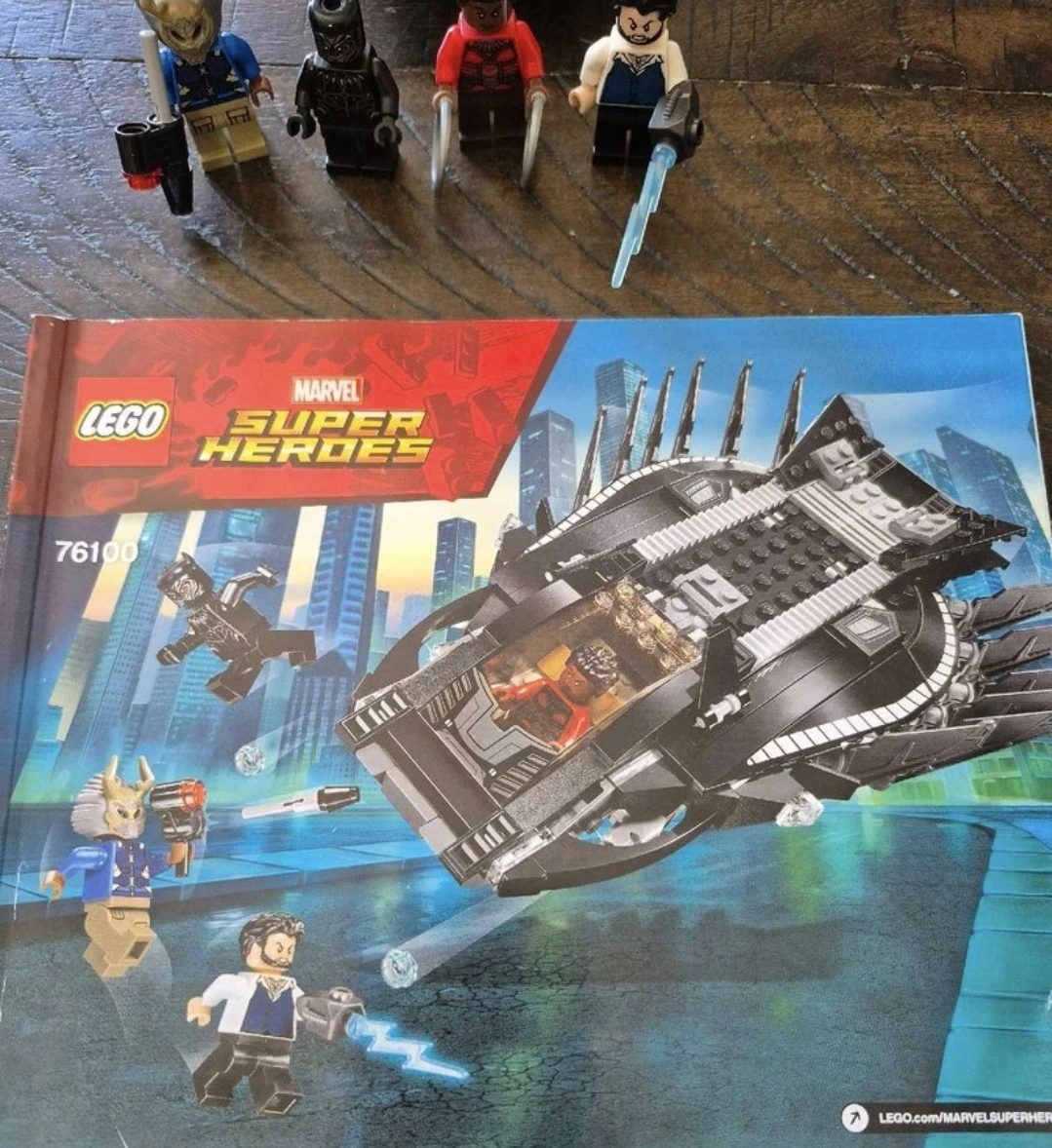 LEGO Marvel Super Heroes Royal Talon Fighter Attack 76109 - photo 3
