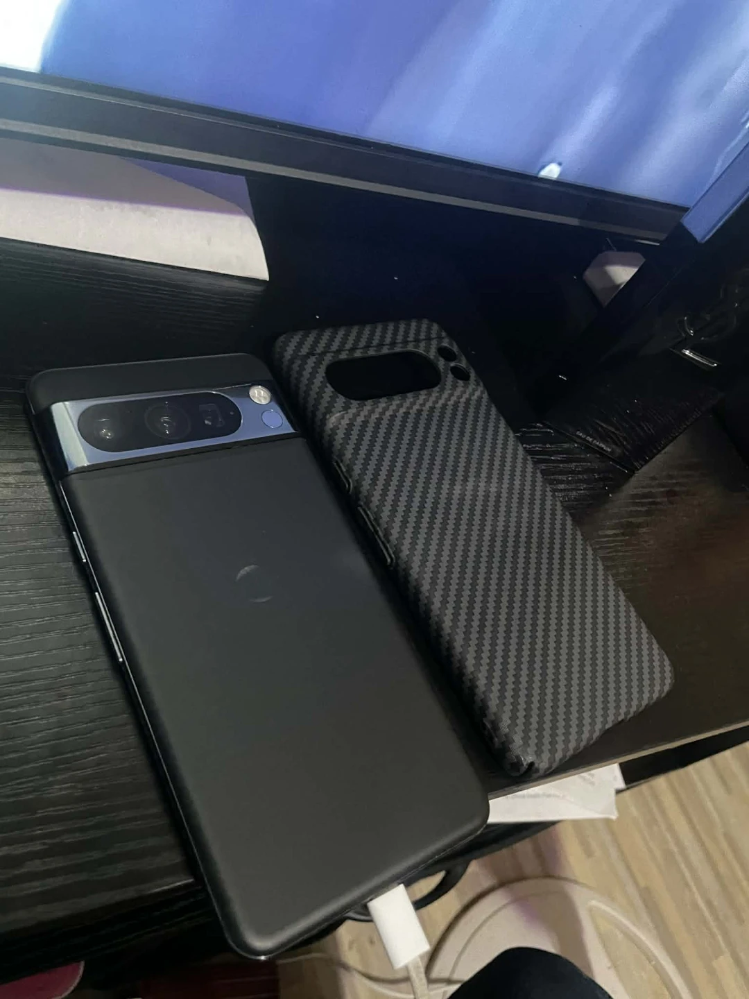 Google Pixel 8 Pro Smartphone with Case unlocked