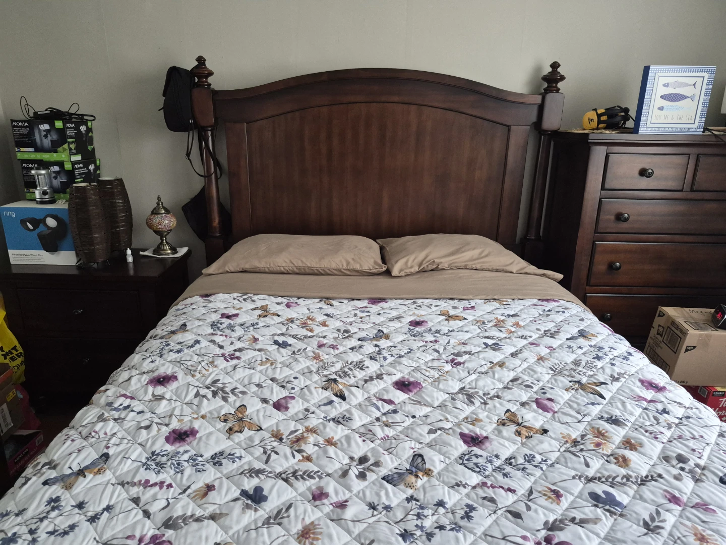 Bedroom Set-Queen size.