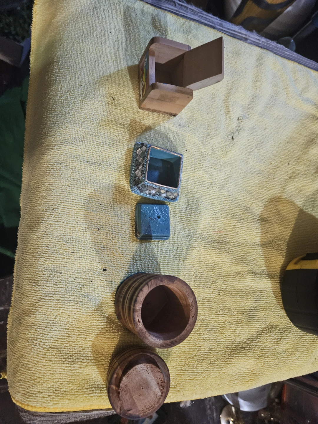 Beaded Trinket Box with Wood Base - photo 5