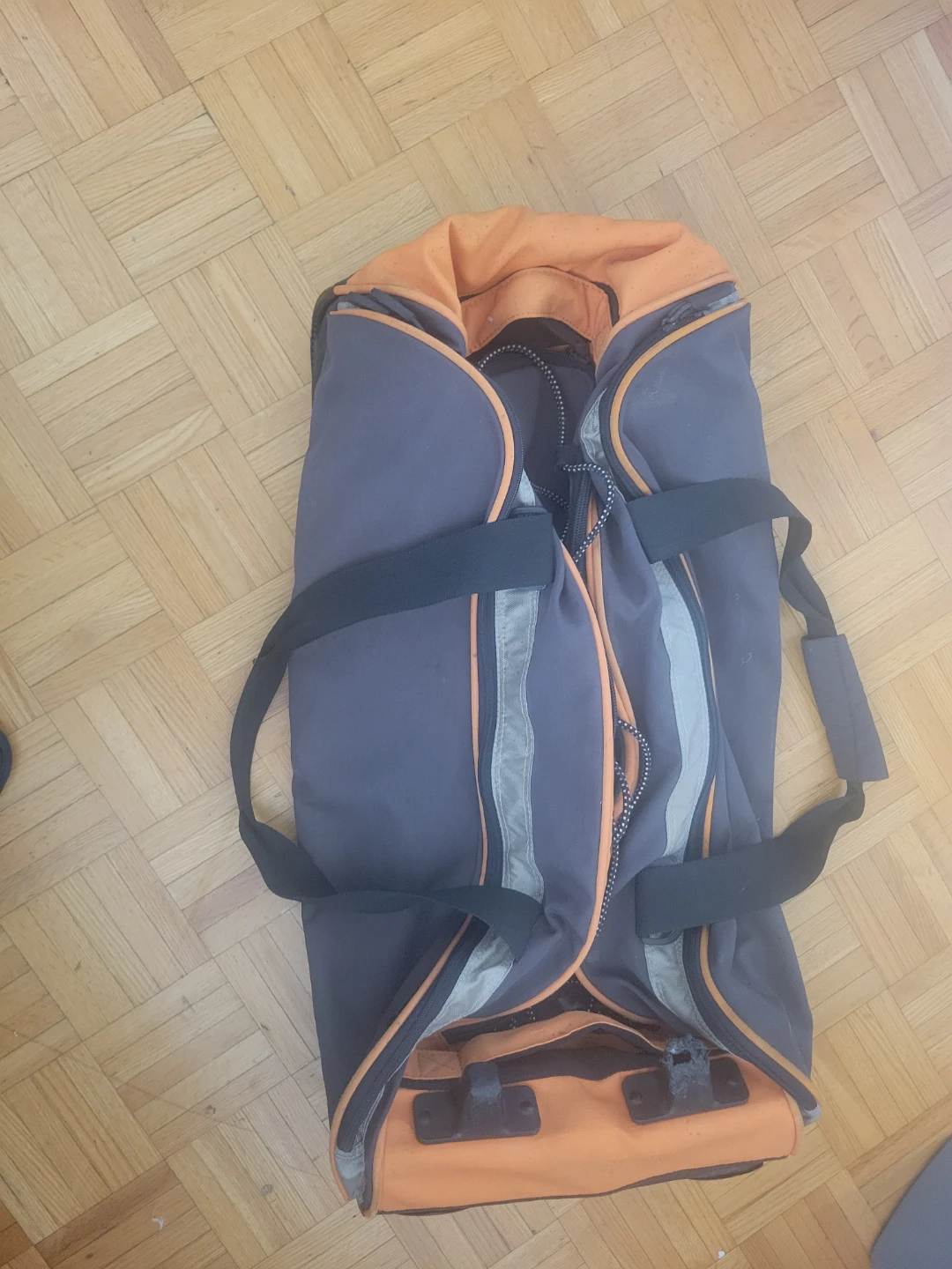 Samsonite Rolling Duffel Bag