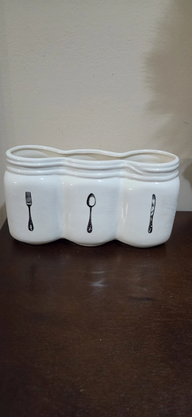 Home Essentials Cutlery Holder
