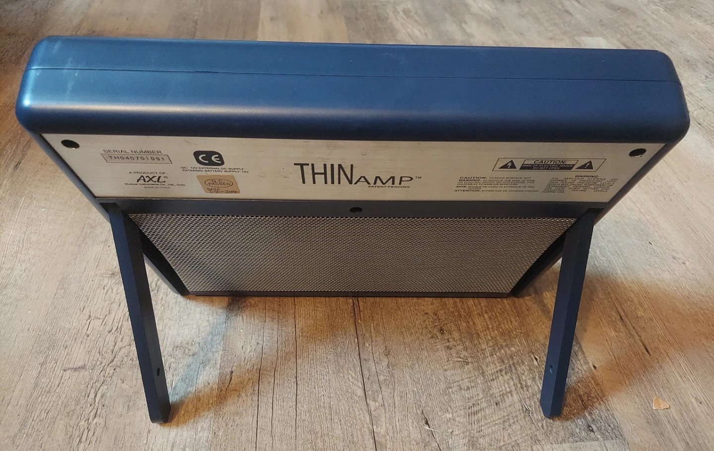 AXL Thin Amp w/ Carrying Case - photo 2