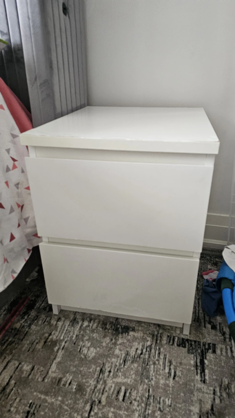 White 2-Drawer Nightstand