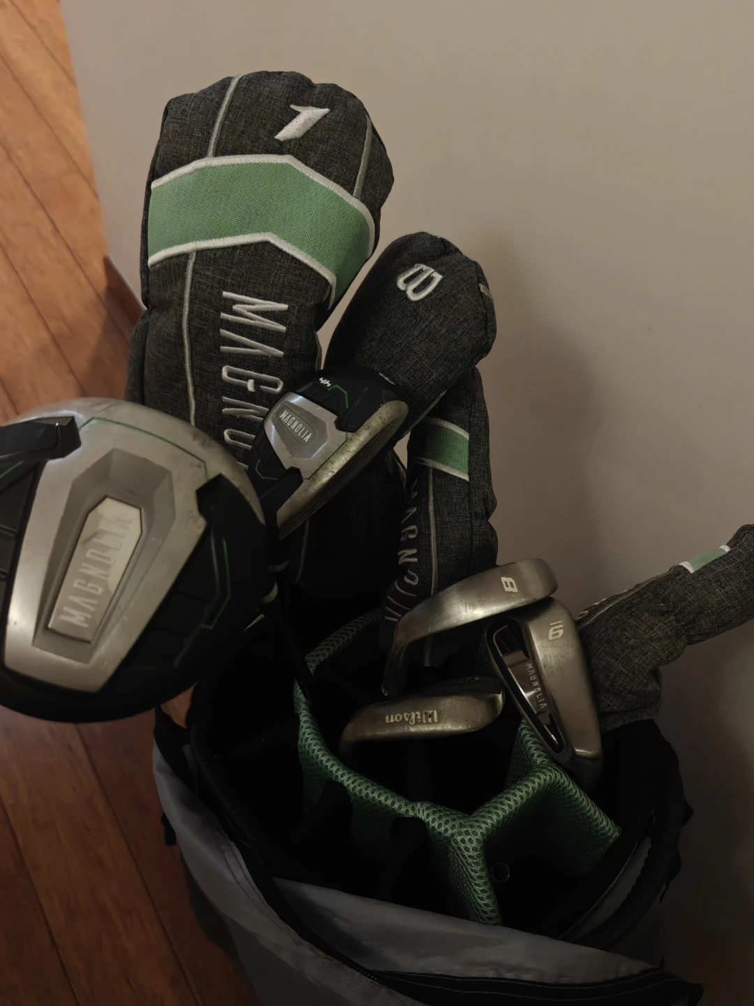 Magnolia Golf Bag with Clubs Wilson - photo 5