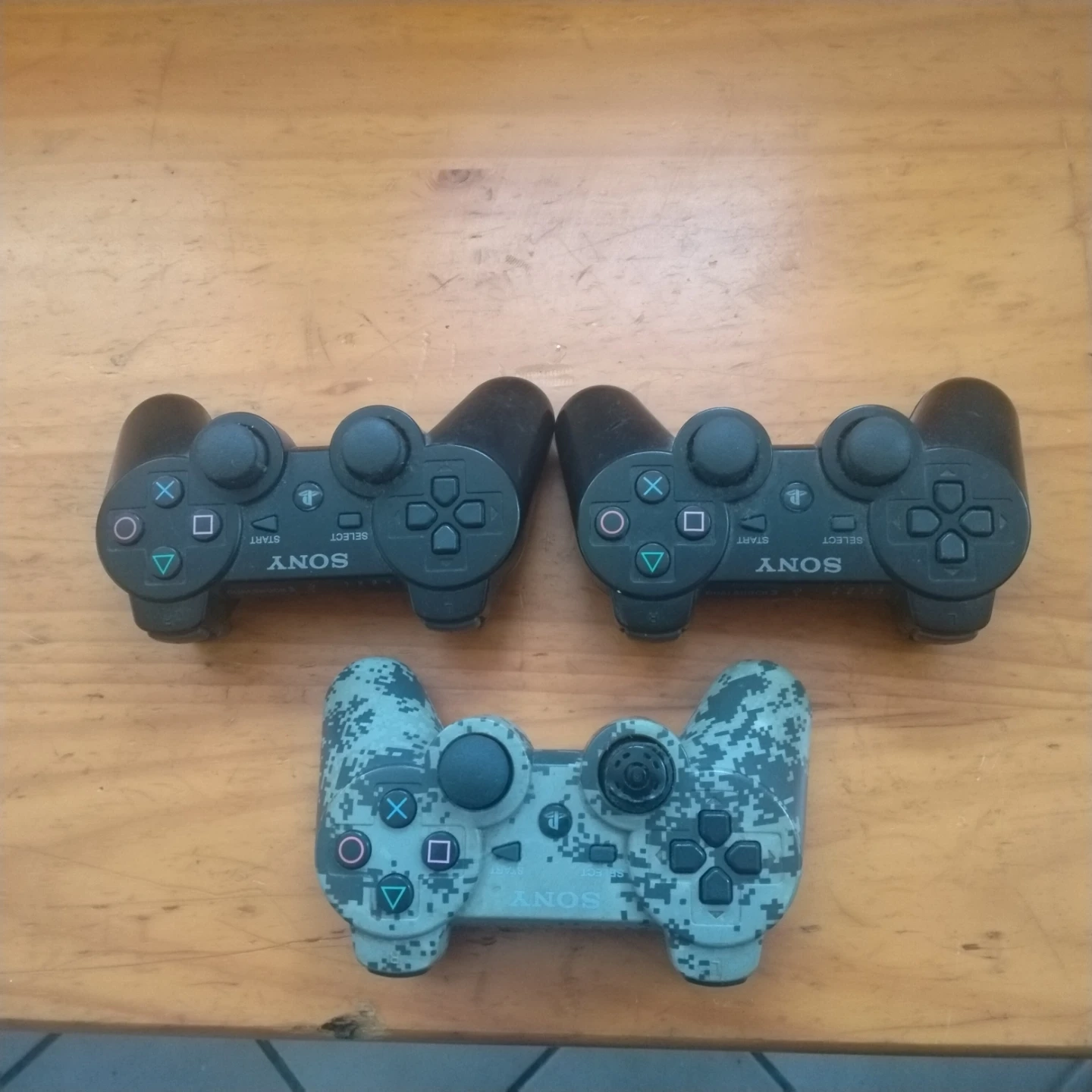 3 comtrolers