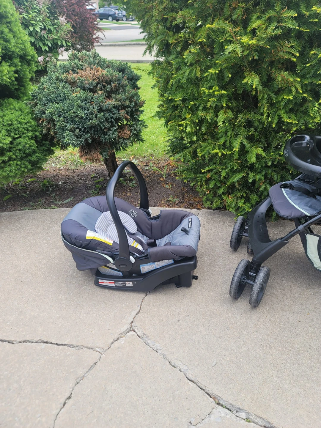 Graco Stroller and Infant Car Seat Travel System - photo 3