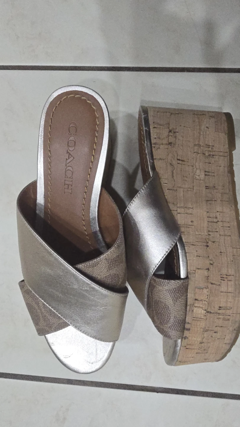 COACH Wedge Sandals size 6 (used) - photo 4