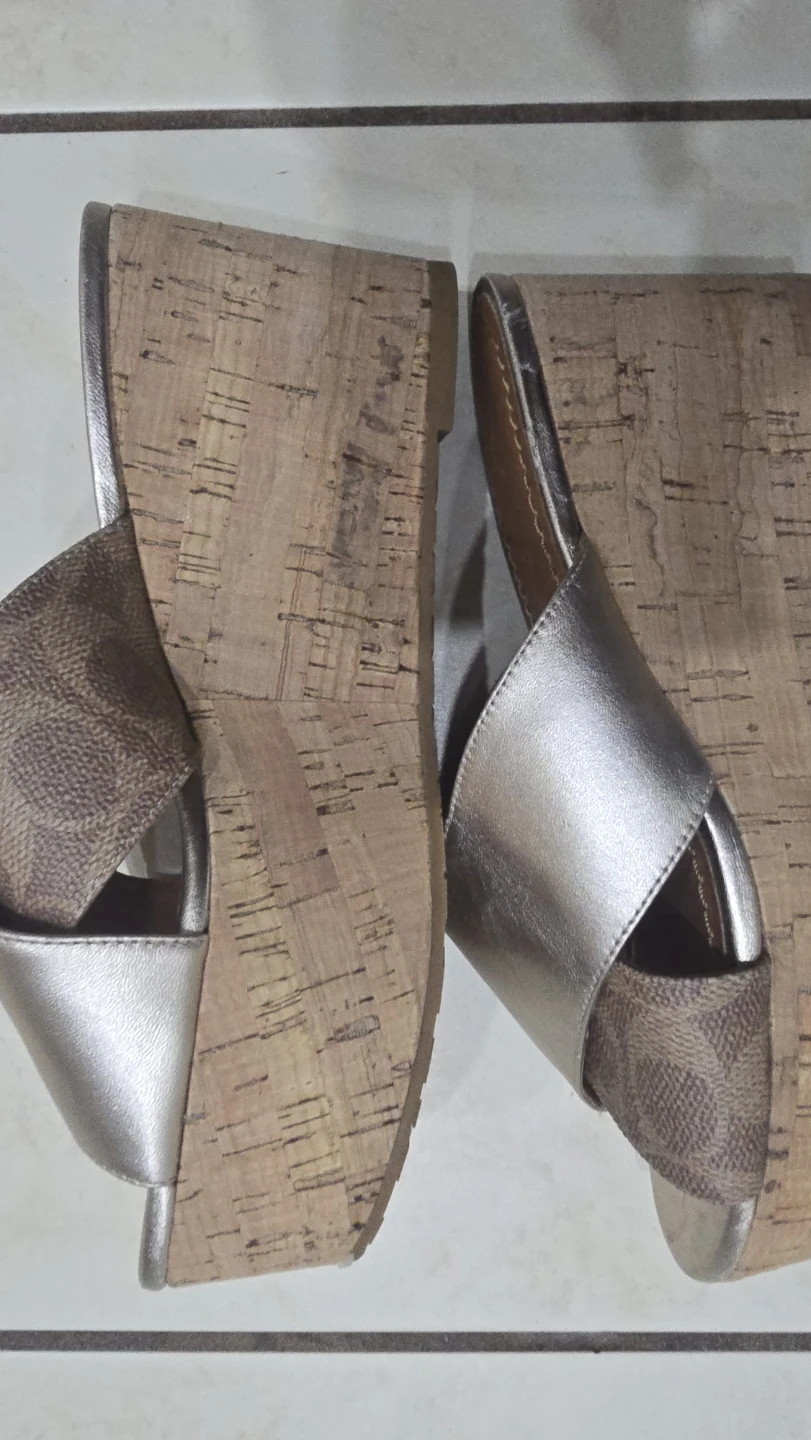 COACH Wedge Sandals size 6 (used) - photo 5