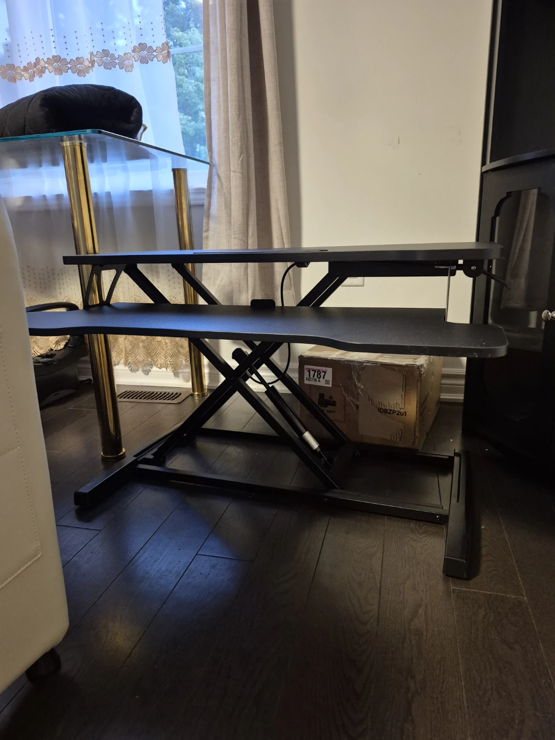 FITUEYES Standing Desk Converter - photo 2