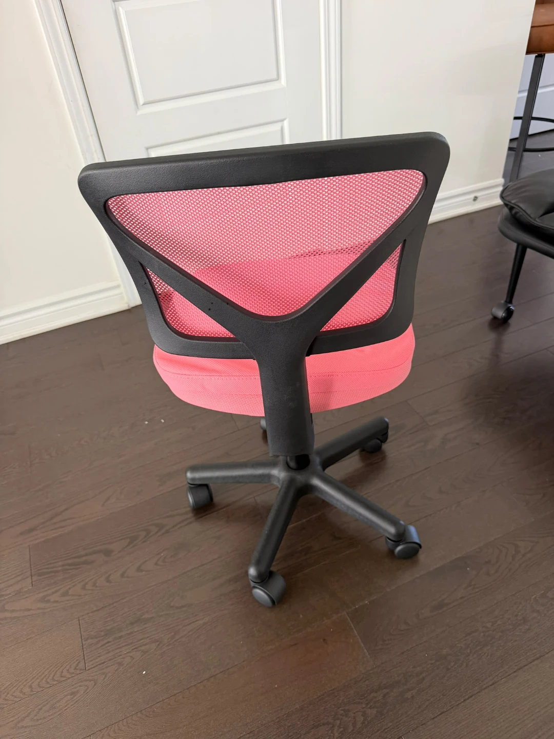 Pink Mesh Office Chair - photo 2
