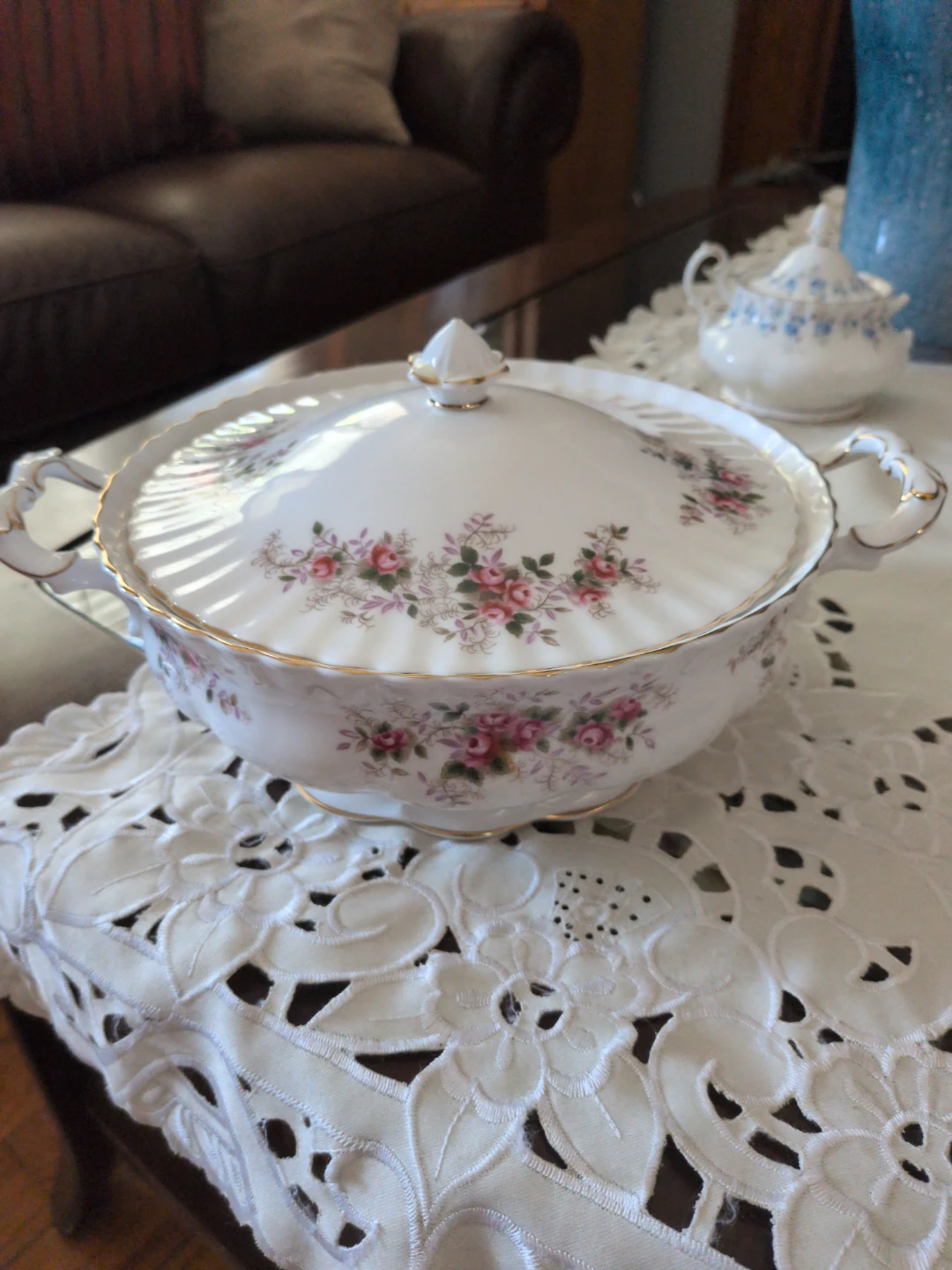 Royal Albert "Old Country Roses" Soup Tureen