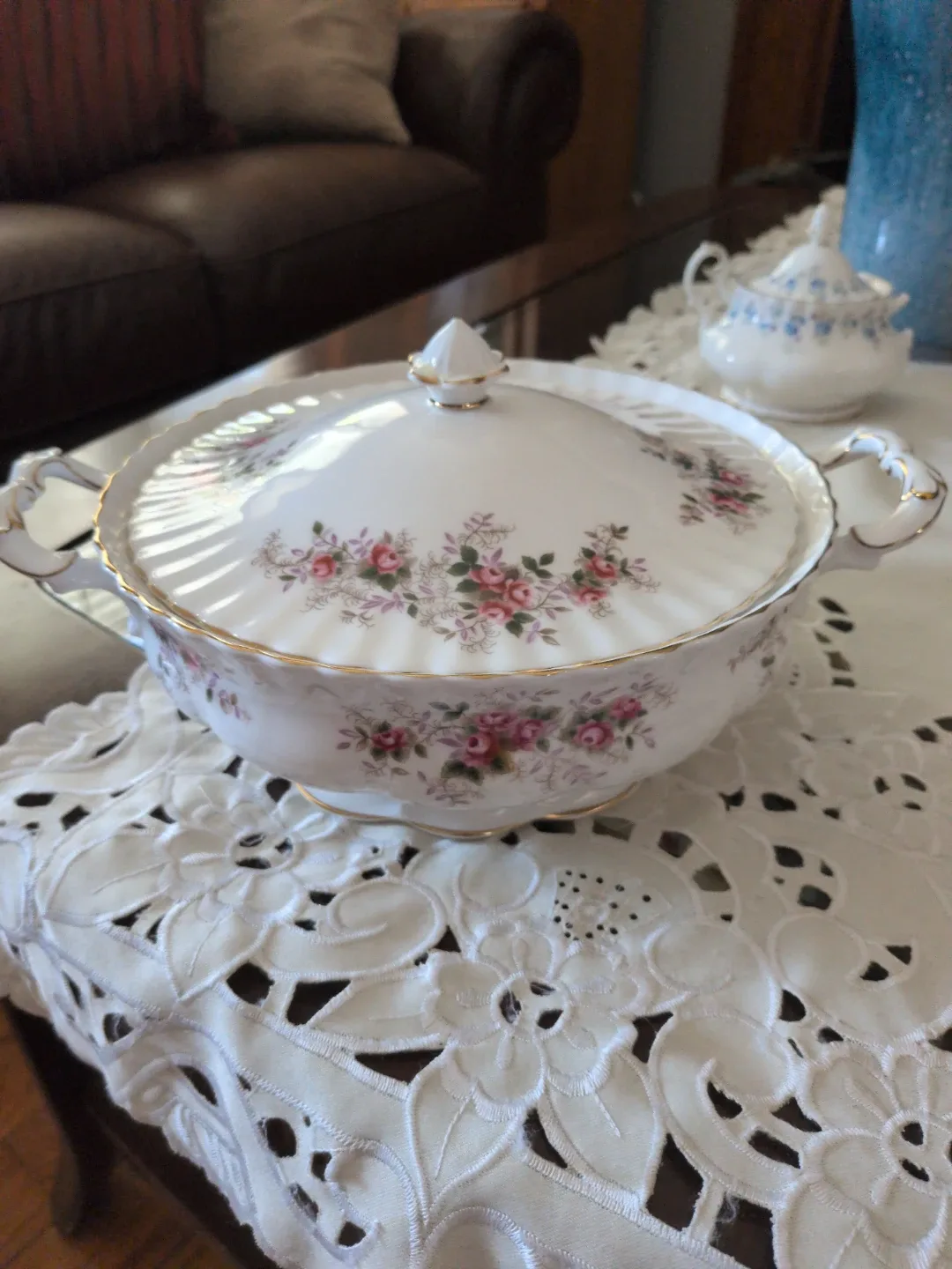 Royal Albert "Old Country Roses" Soup Tureen