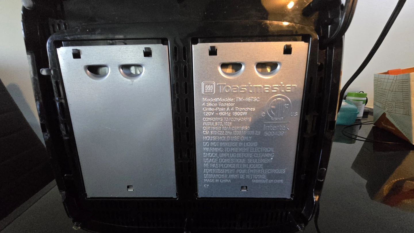Stainless Steel Toastmaster 4-Slice Toaster - photo 3