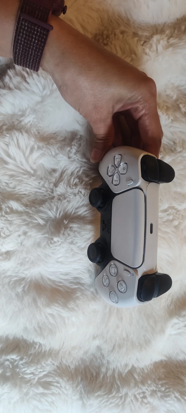 White PlayStation 5 DualSense Wireless Controller