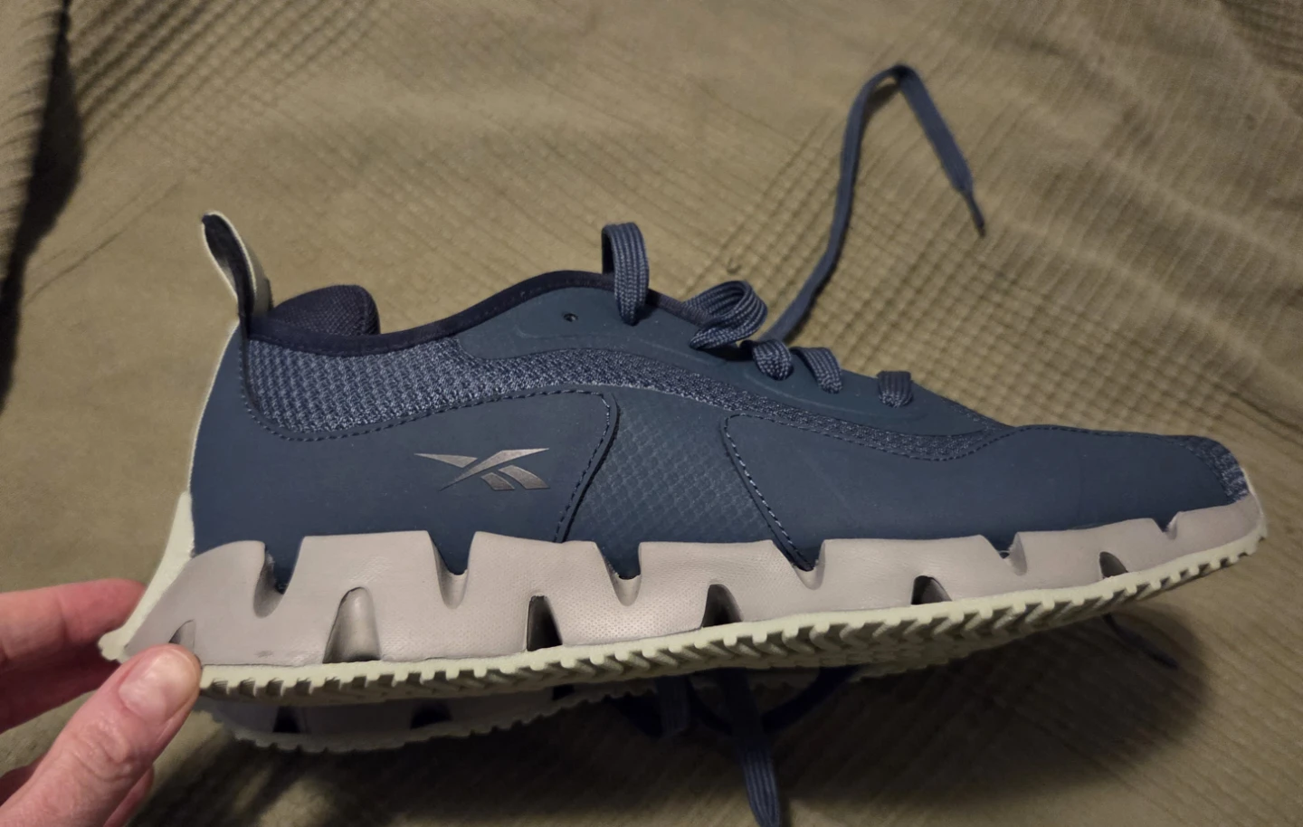 New Never Worn Men's Reebok size 9.5 Running Shoes