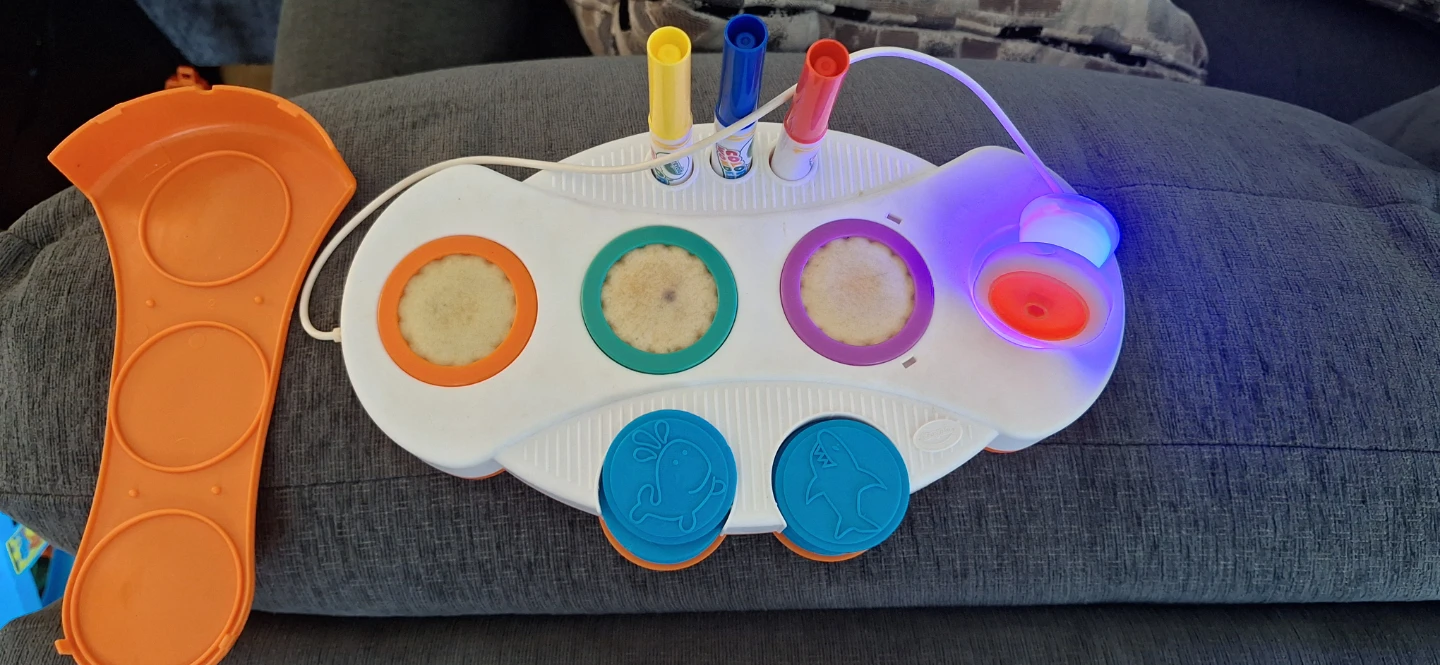 Crayola Mess-Free Color Wonder Drawing Station⚽ - photo 2