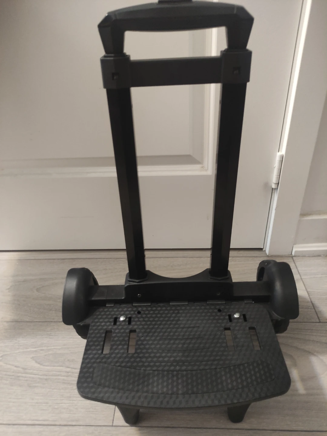 Portable extendable dolly