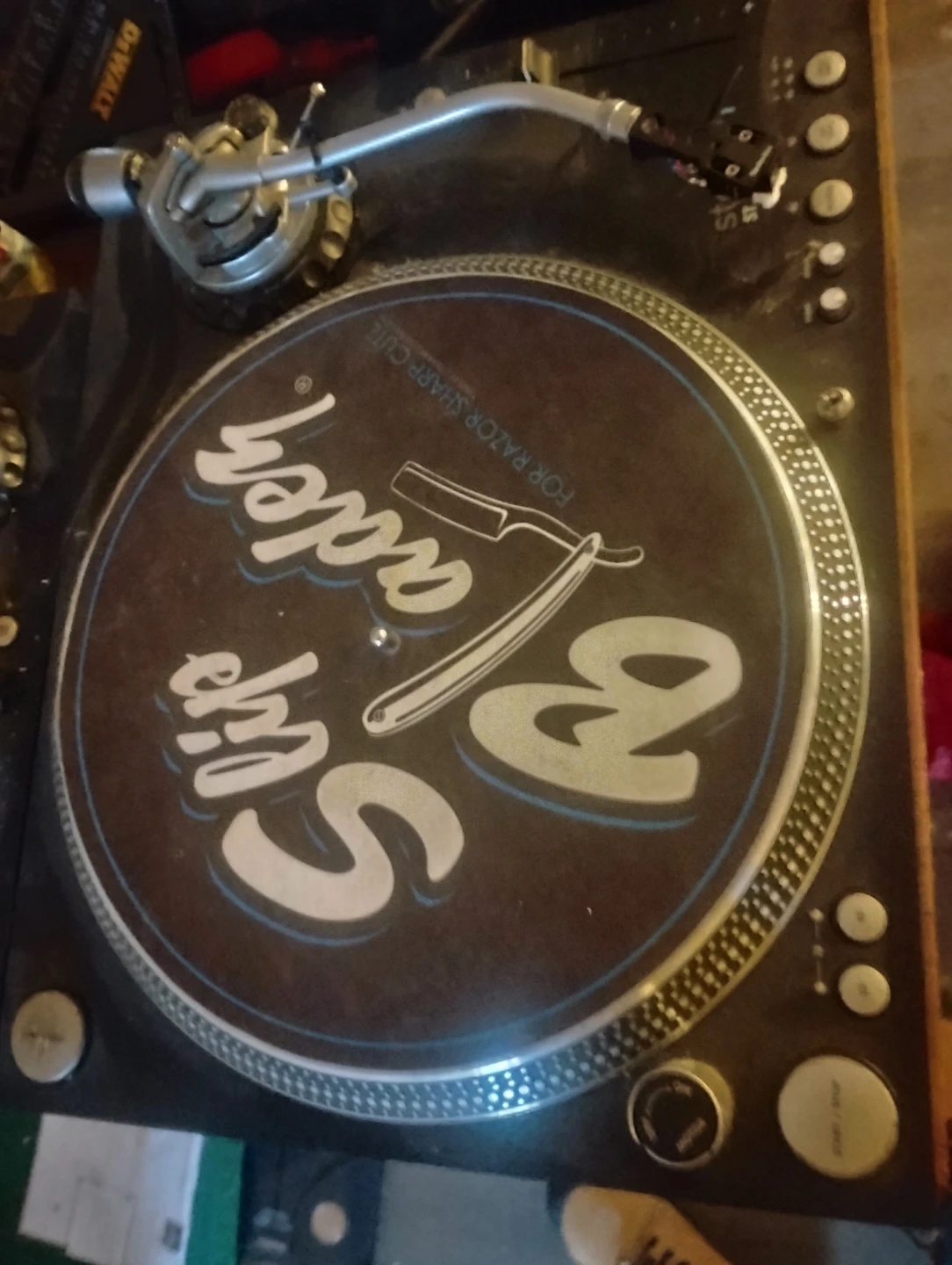 Dj - photo 3