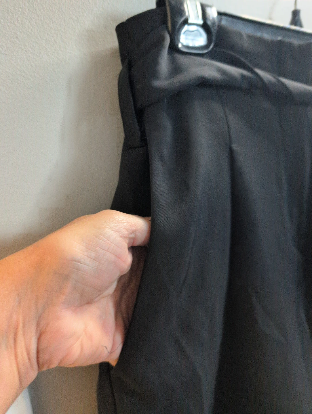 Black high waisted tie belt shorts - photo 3