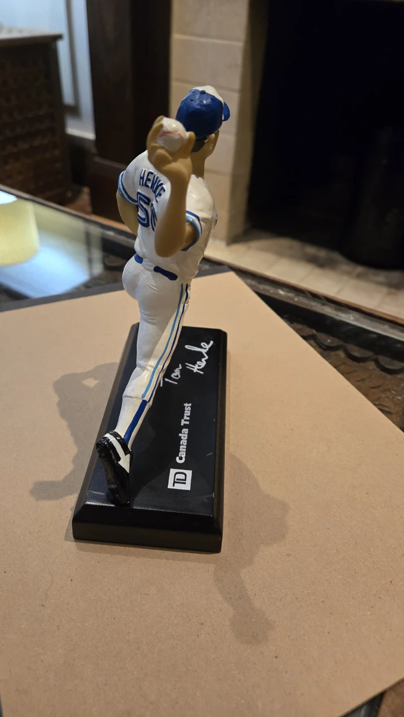 Toronto Blue Jays Tom Henke Limited Edition Figurine - photo 2