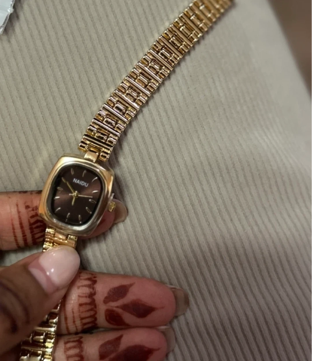 Brown Dial Vintage Women’s Watch 💗