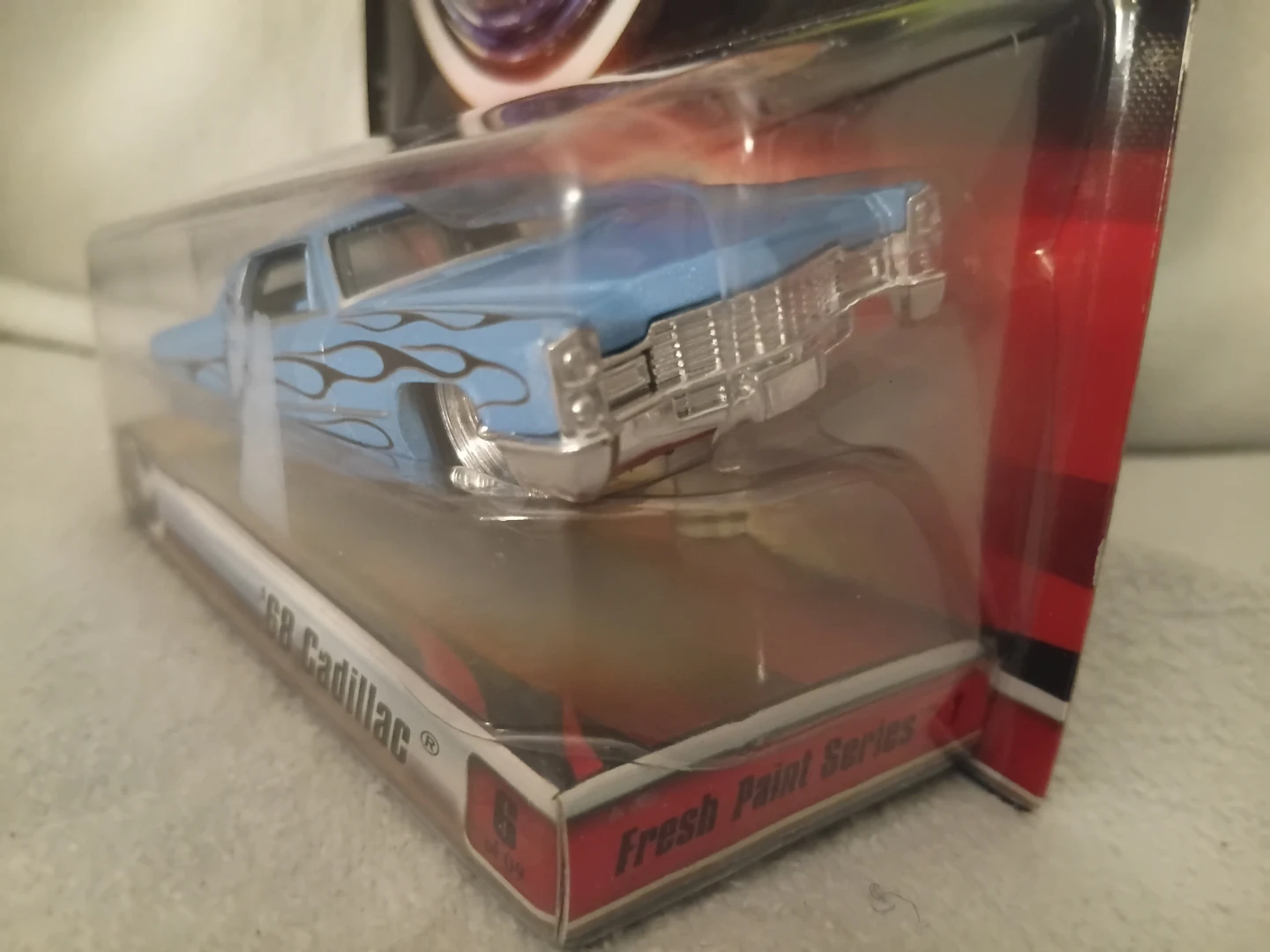 Hot Wheels Custom Classics '68 Cadillac - photo 3