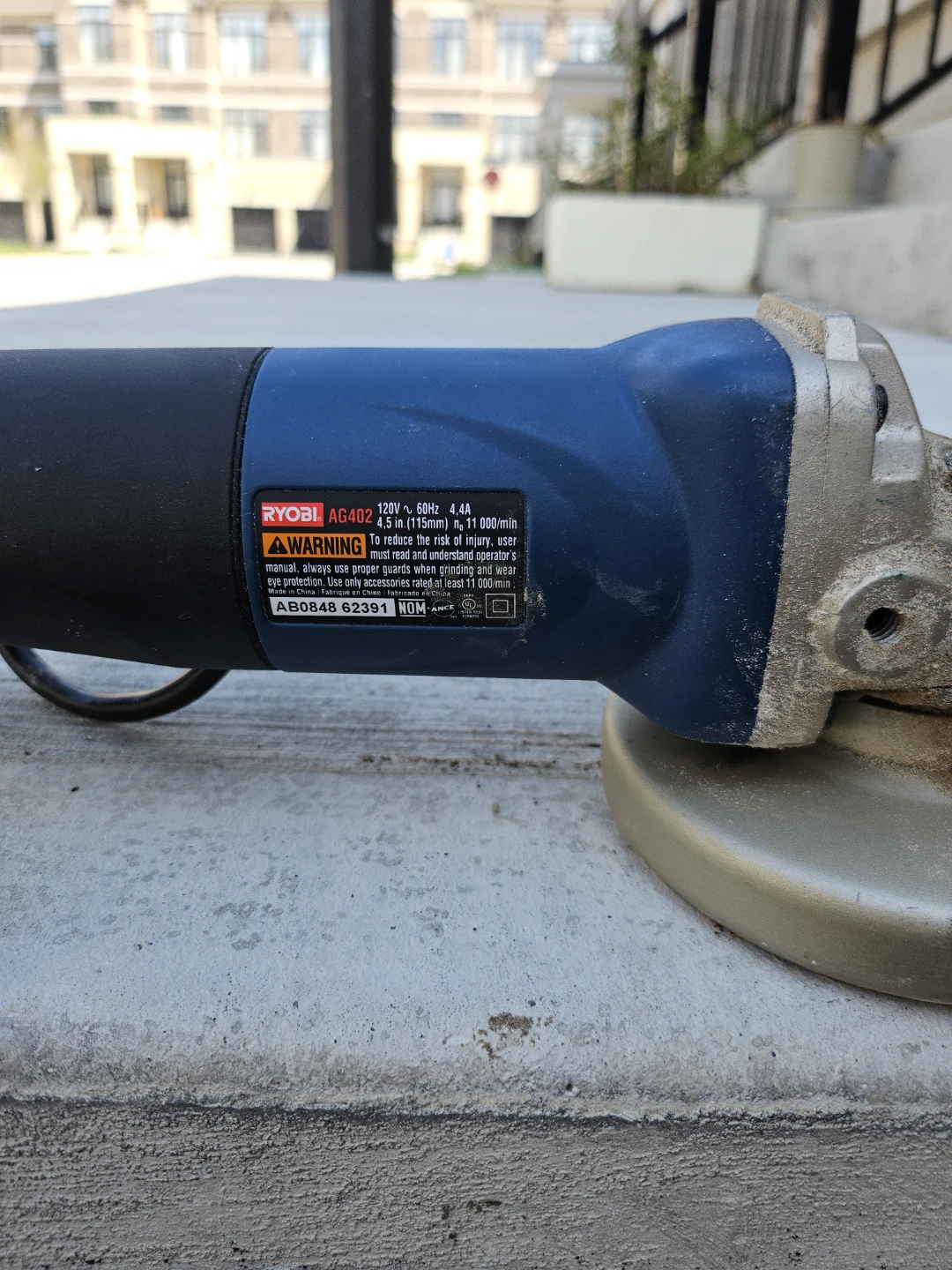 Ryobi AG402 Angle Grinder - photo 3