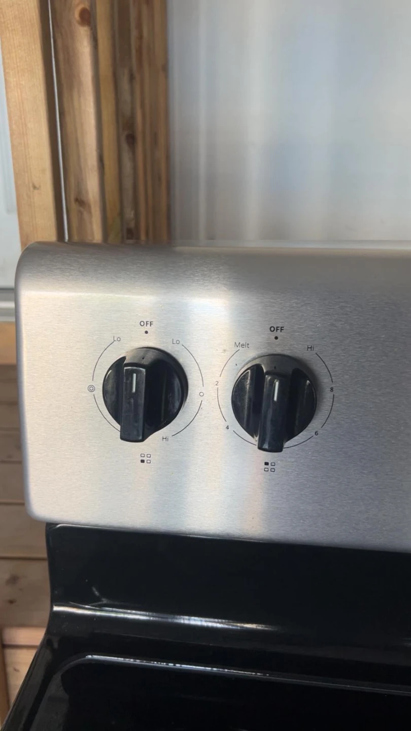 Whirlpool Electric Stove / Range – $650 - photo 5