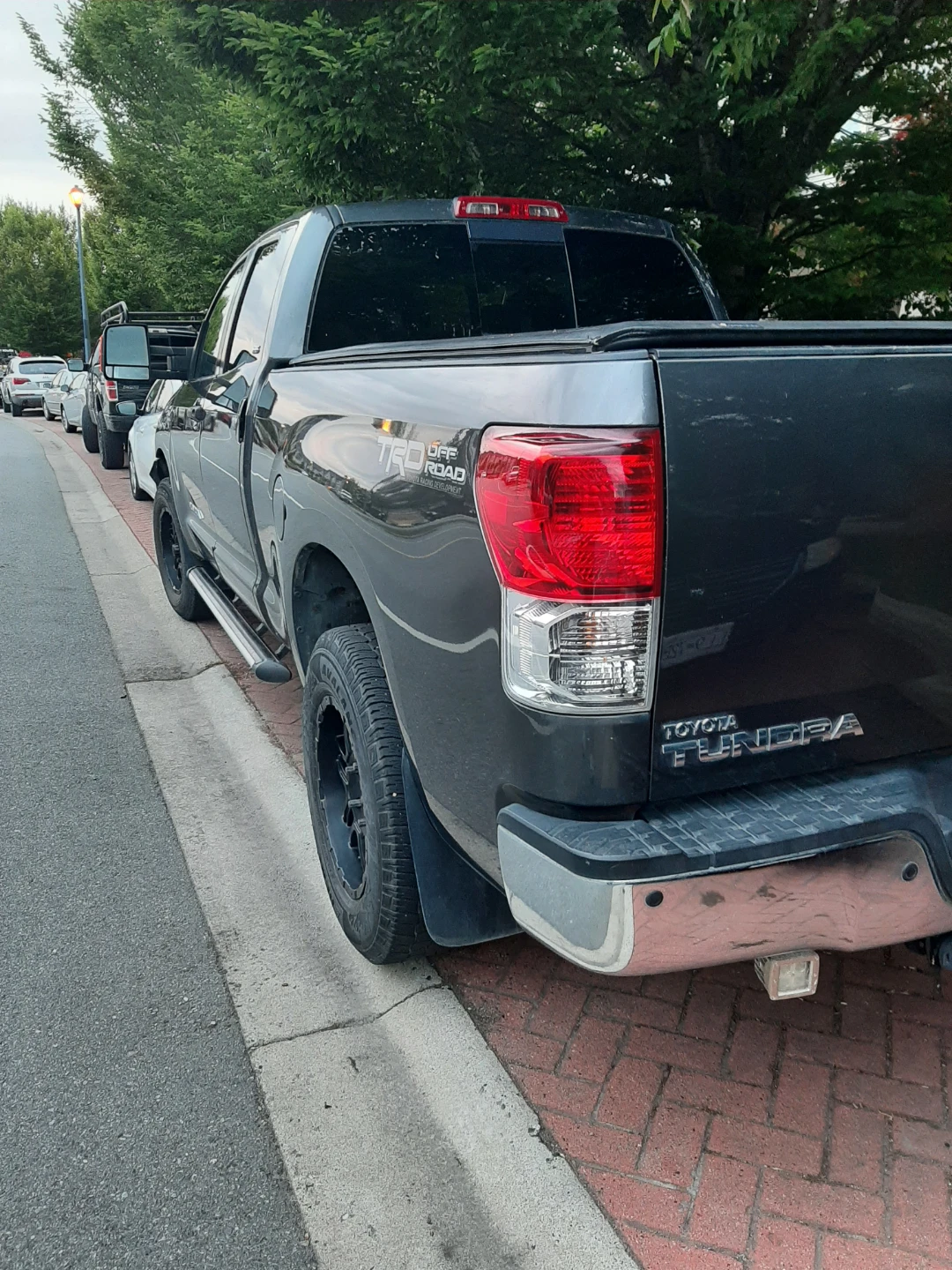 2013 Toyota Tundra TRD Off Road CrewMax - photo 2