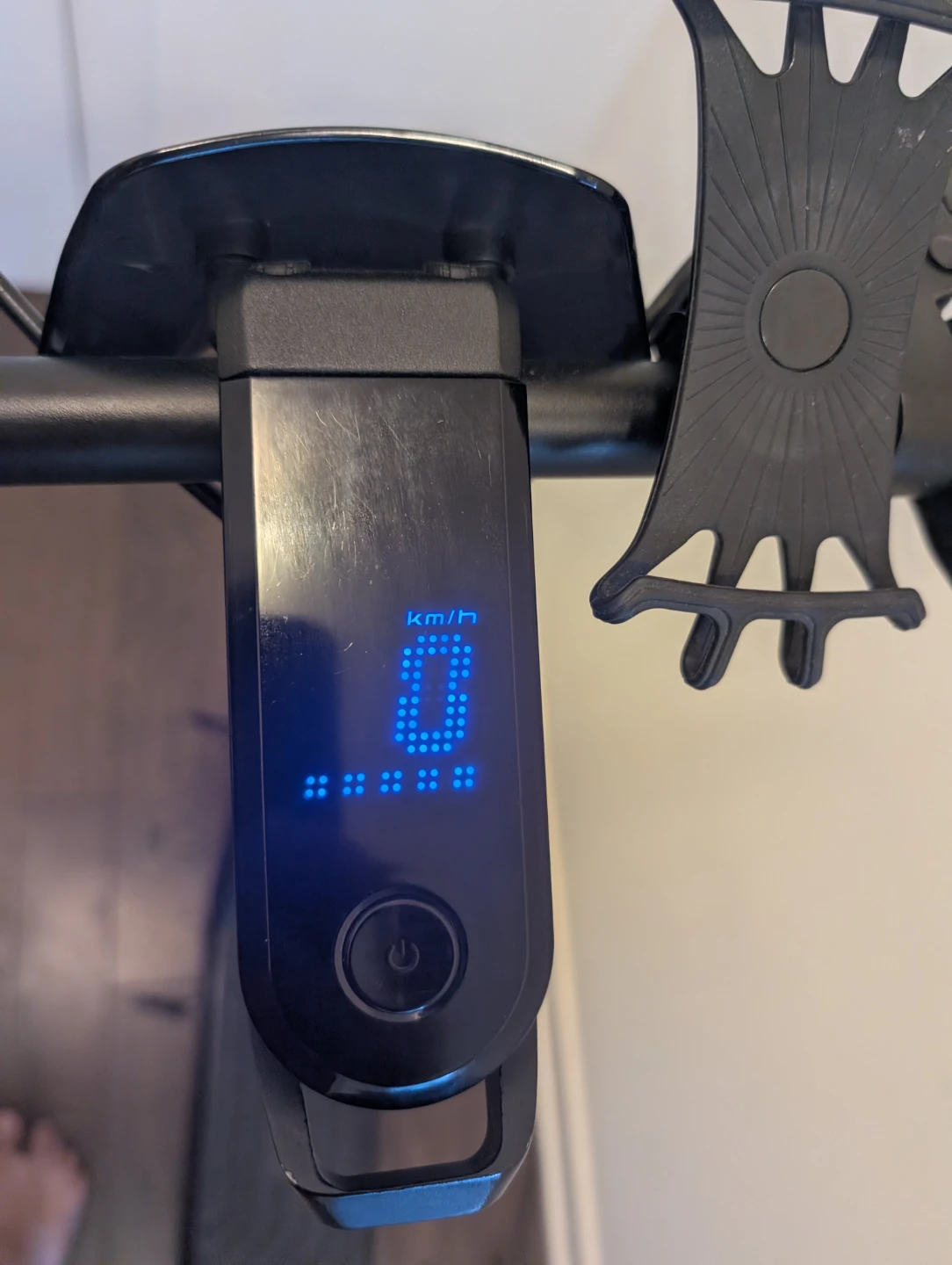 NIU KQi3 Pro Electric Scooter - photo 5