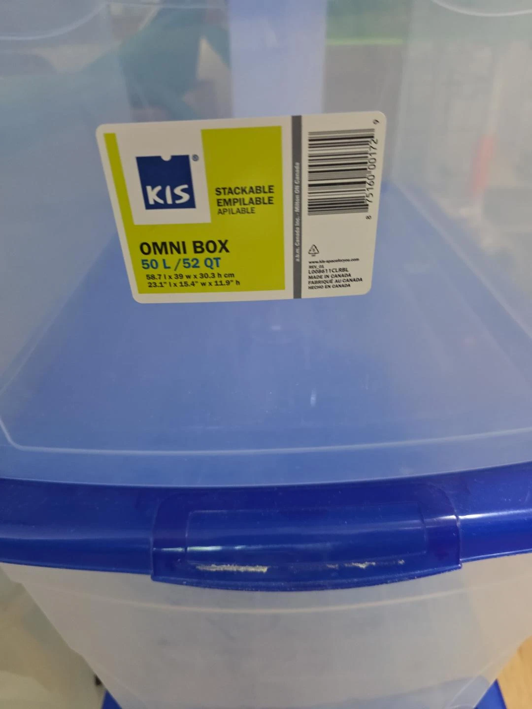 4 Plastic containers