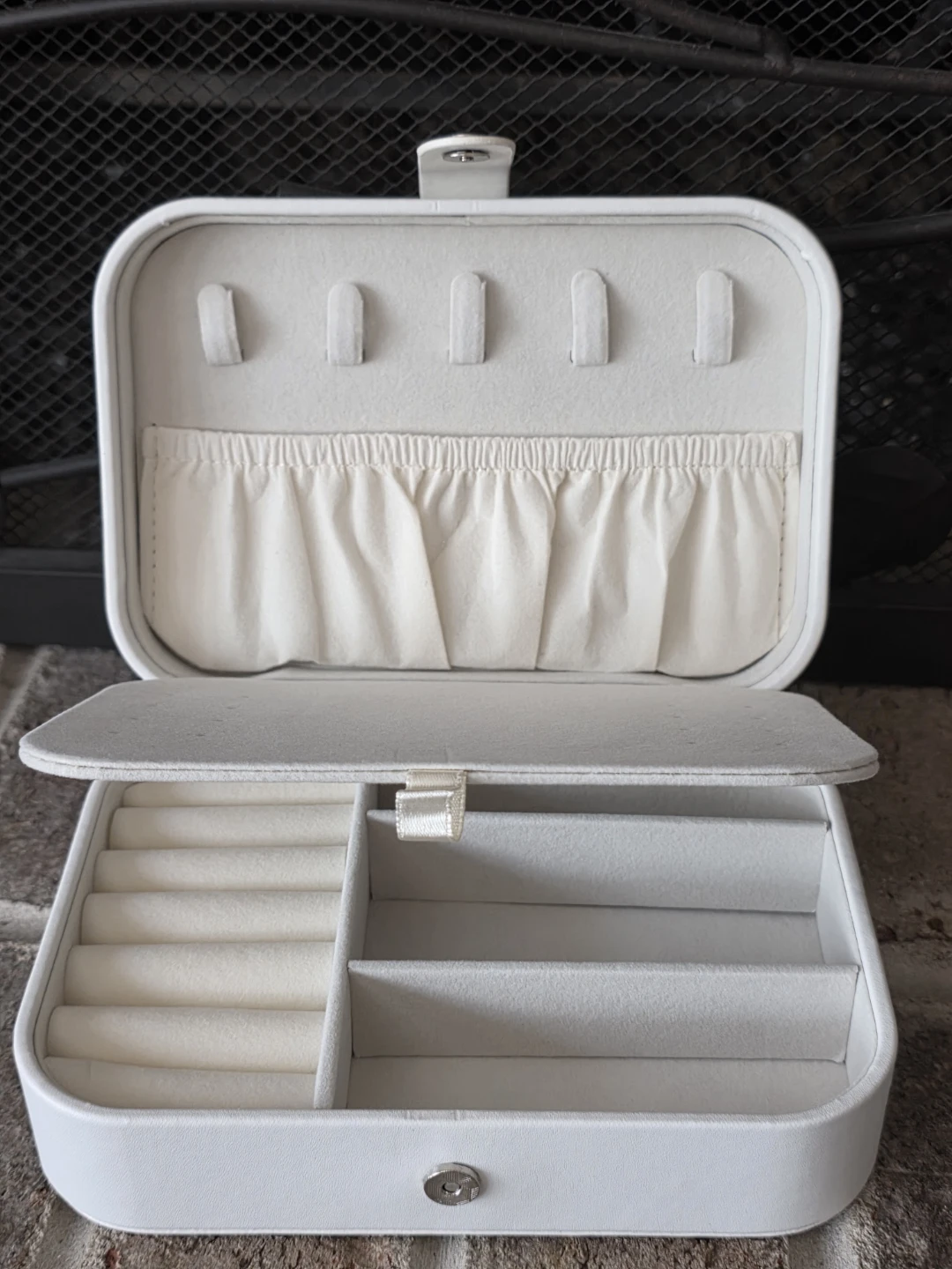 White Faux Leather Travel Jewelry Box with Mirror - photo 3