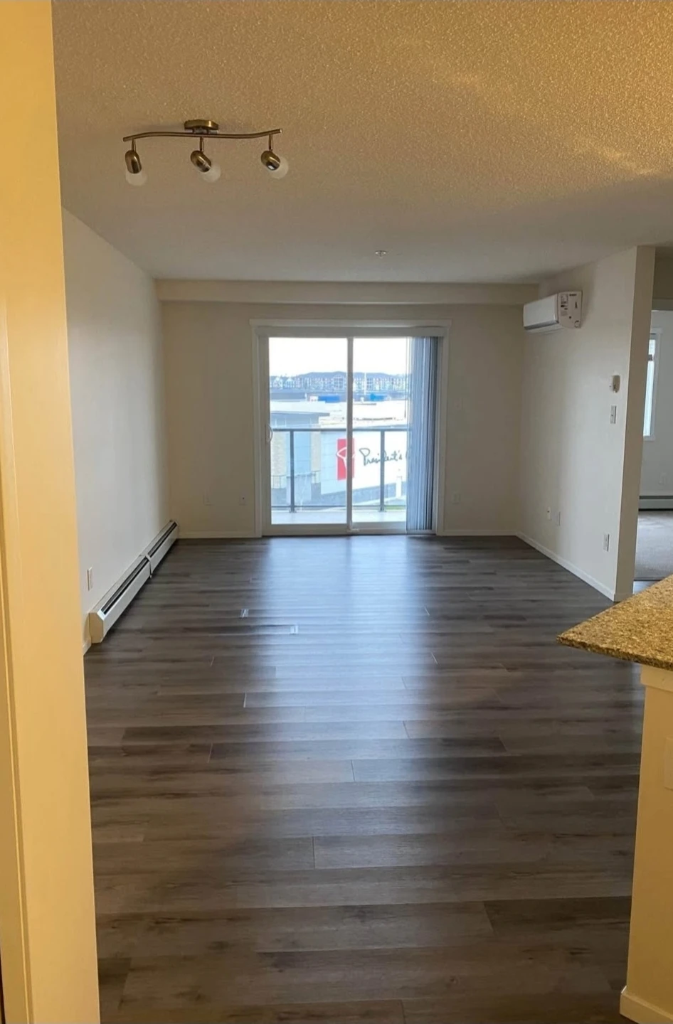 2 beds 1 bath apartment in Rutherford - photo 4