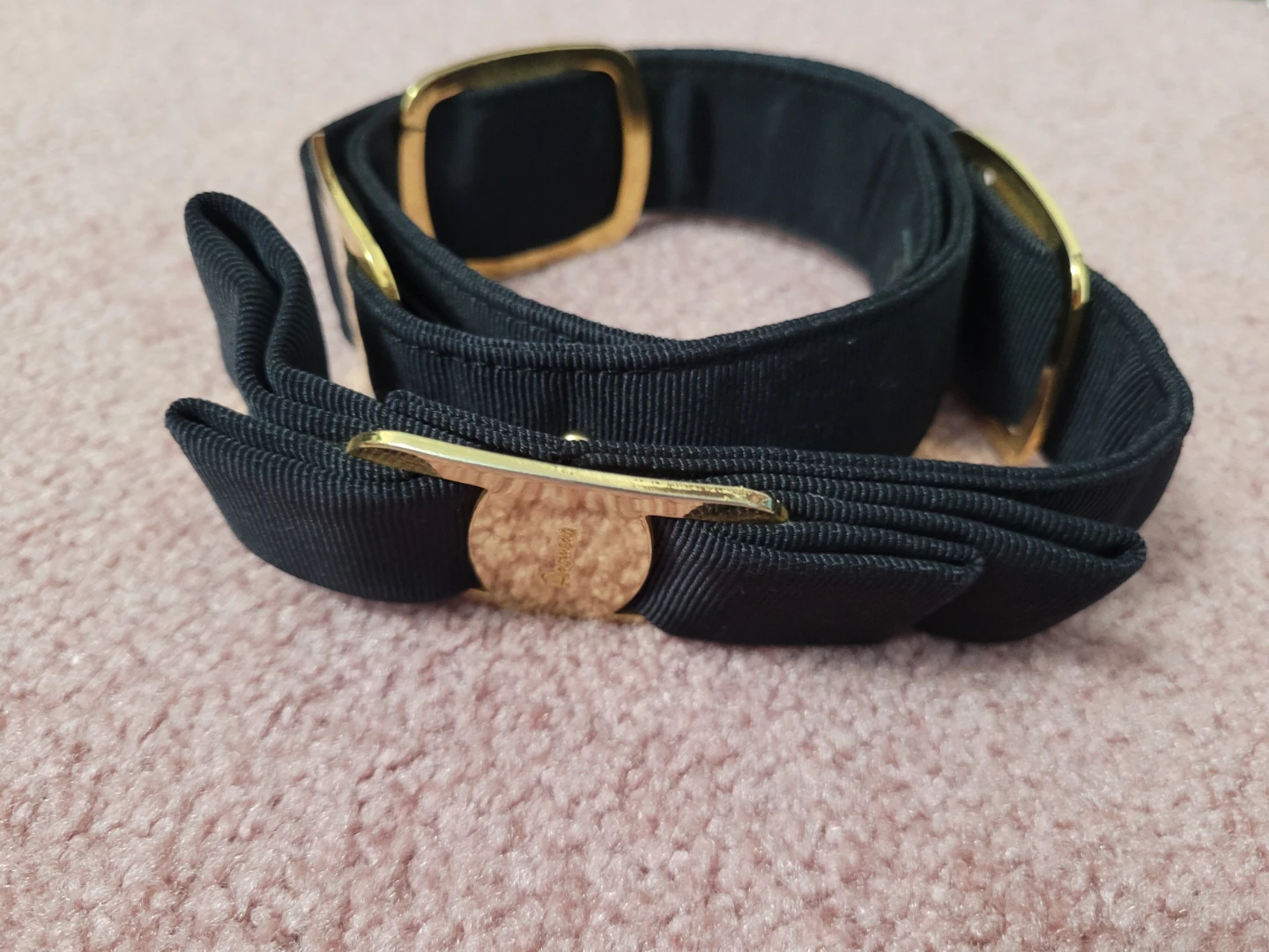 Salvatore Ferragamo Ribbon Belt with Gold Buckle ⚽️