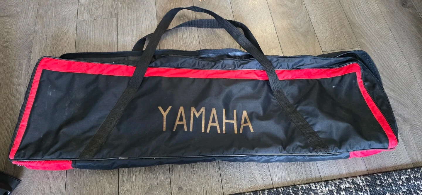 Yamaha KB-100 Keyboard with Gig Bag and Power Adapter - photo 3