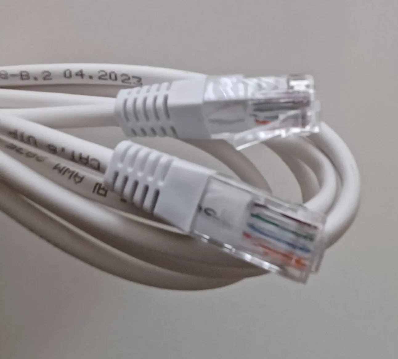 White CAT.6 UTP Ethernet Cable - photo 3