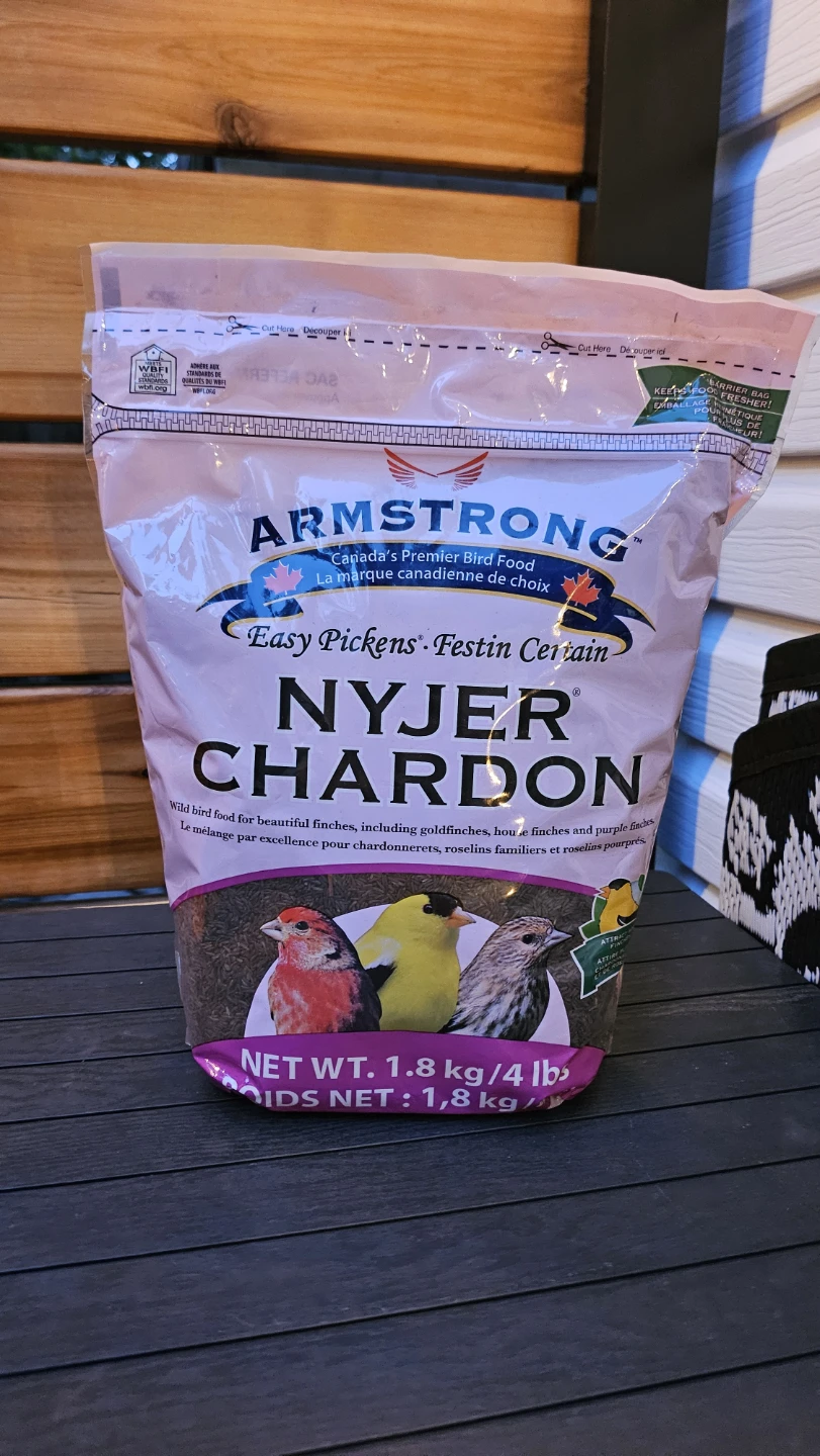 Armstrong Nyjer Chardon Wild Bird Food 1.8 kg