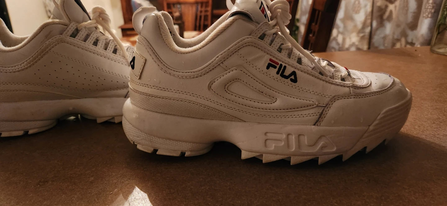 White Fila Disruptor II Sneakers - photo 4