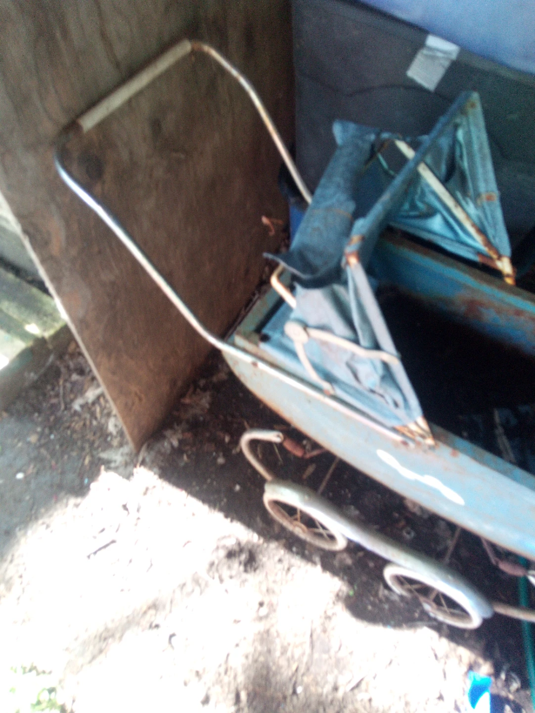 Vintage Baby Carriage - photo 2