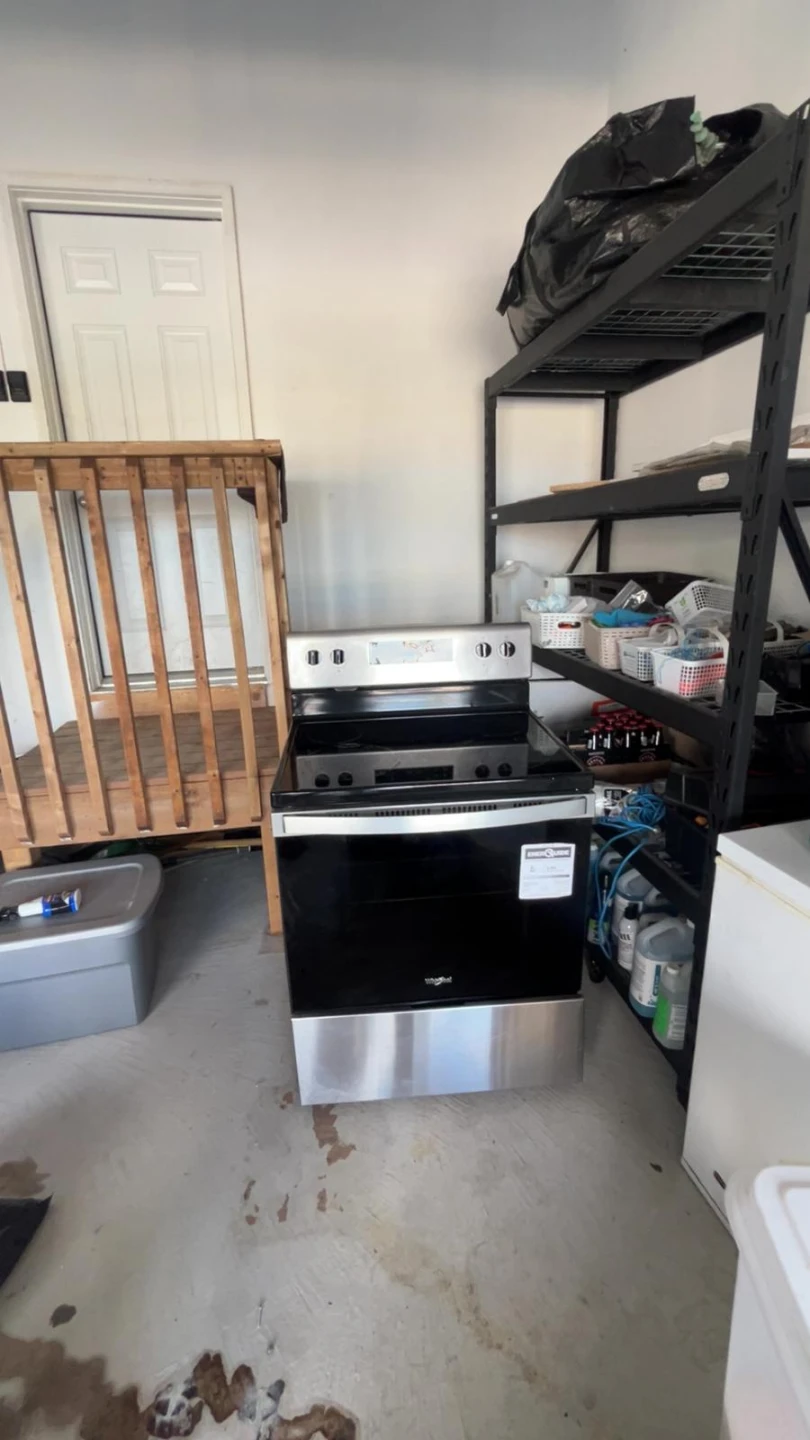 Whirlpool Electric Stove / Range – $650 - photo 2