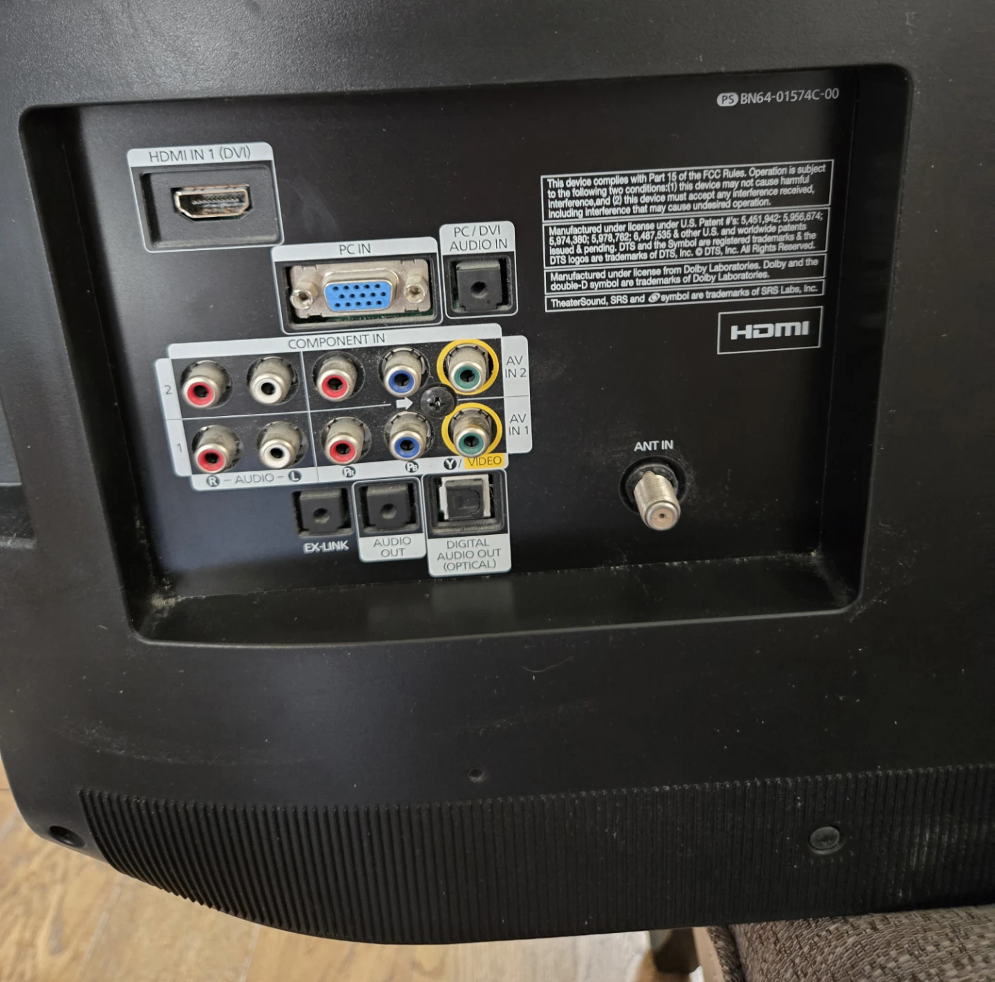 Samsung LN32D430 32" TV - photo 5