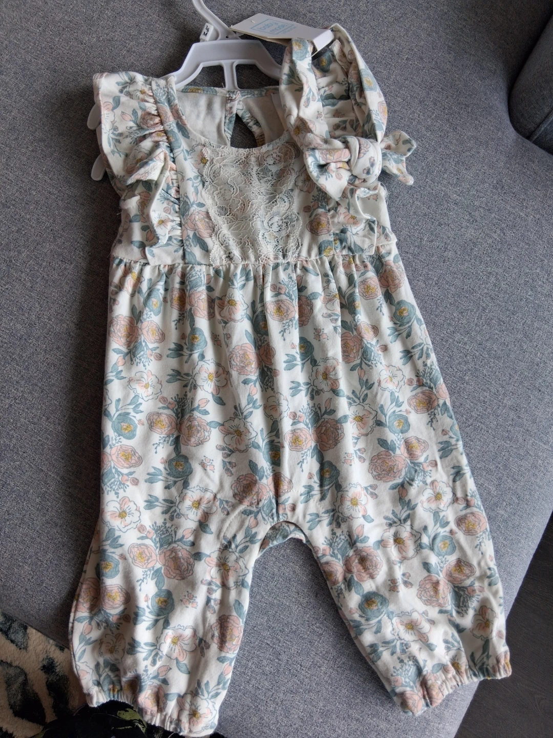 Girl's Outfit Bundle - photo 3