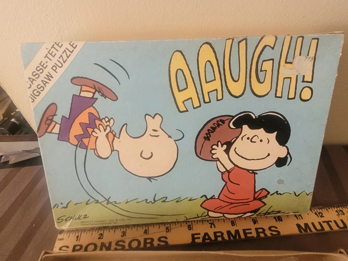 Vintage Milton Bradley Peanuts Charlie Brown Lucy Jigsaw Puzzle - photo 3